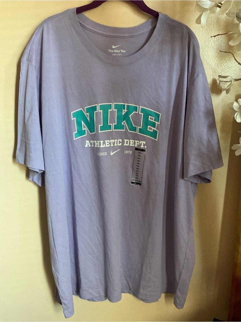 Nike Short Sleeve Tee